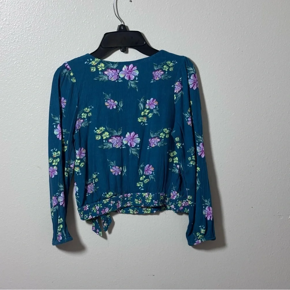 Justice Kids Girls Blue floral Blouse‎ size M